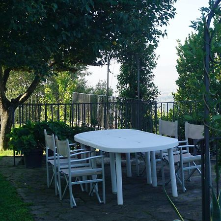 דירות Serravalle Pistoiese Casa Tre Pini מראה חיצוני תמונה
